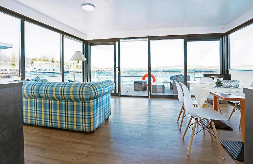 Hausboot Geiseltalsee - Floating House - WELL Hausboote - Family&Friends-1